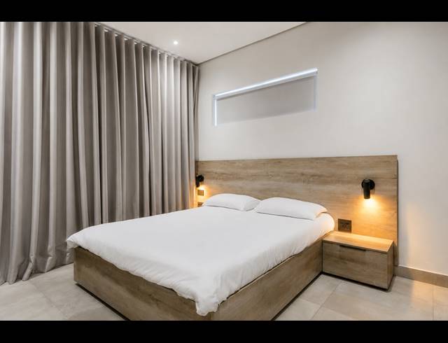 4 BEDROOM CLUSTER TO LET IN BRYANSTON EAST